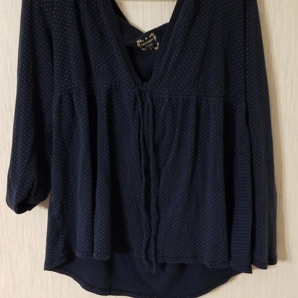 Old navy long sleeved hooded shirt xl - Picture 1 of 5